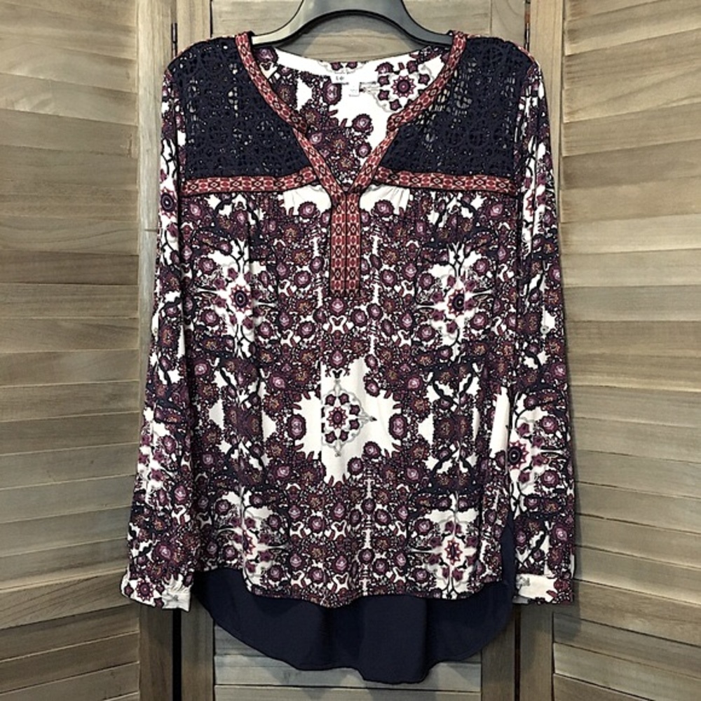 DR2 Navy and Pink Boho Top with High Low Hem, Large